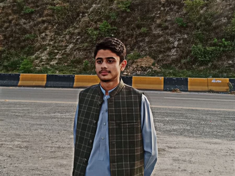 196306I will design youtube thumbnails for vlogs